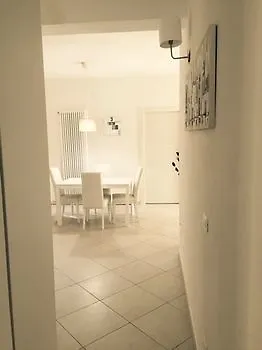 Casa de hóspedes Academy House *