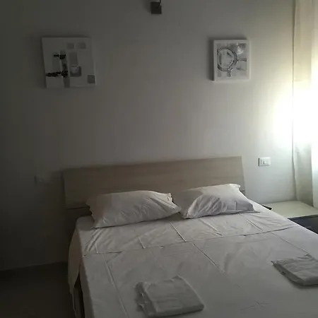 Casa de hóspedes Academy House *